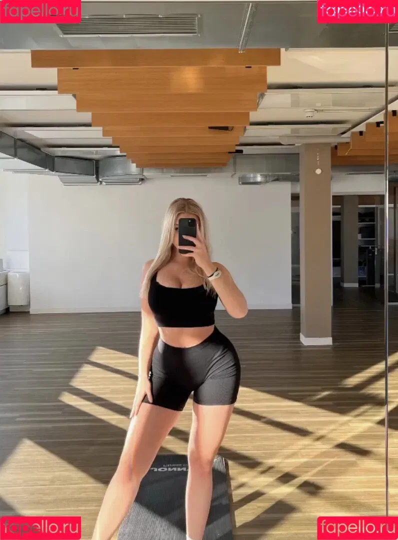Meli_17_10 Onlyfans Photo Gallery 