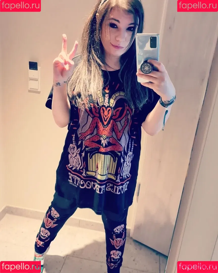 Divi Onlyfans Photo Gallery 