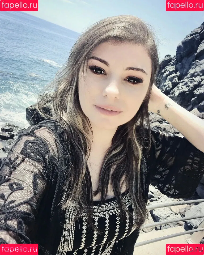 Divi Onlyfans Photo Gallery 