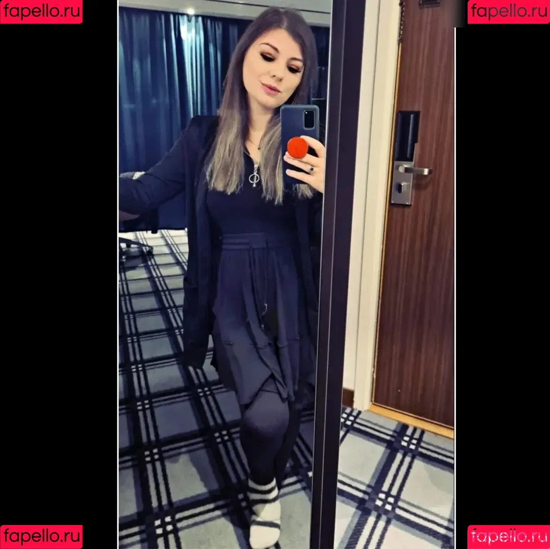 Divi Onlyfans Photo Gallery 