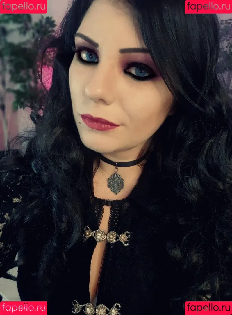 Divi Onlyfans Photo Gallery 