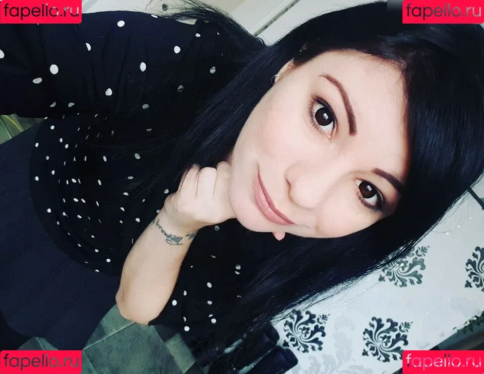 Divi Onlyfans Photo Gallery 