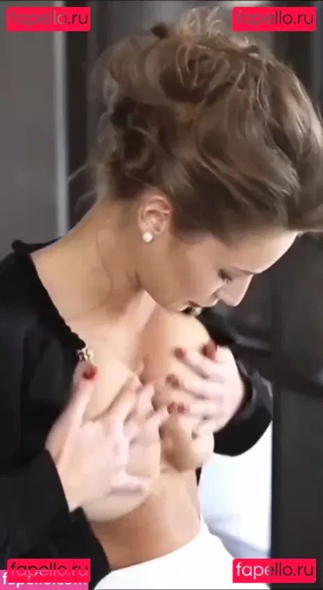 Divi Onlyfans Photo Gallery 