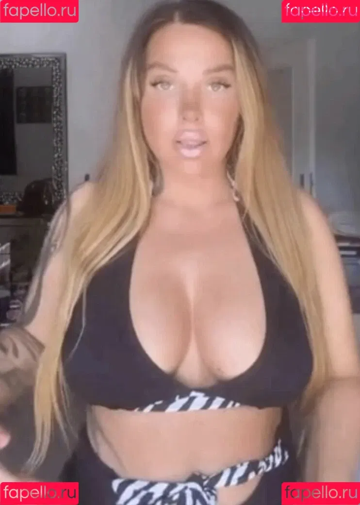 Schwesta Ewa Onlyfans Photo Gallery 