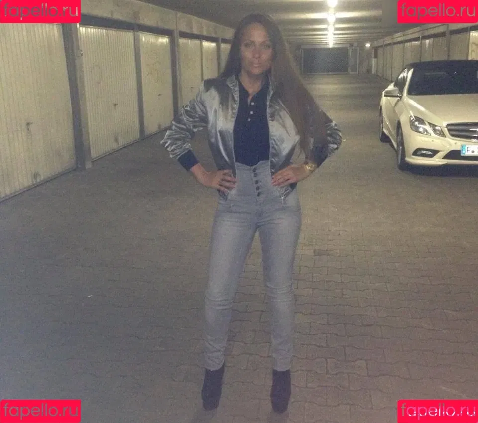 Schwesta Ewa Onlyfans Photo Gallery 