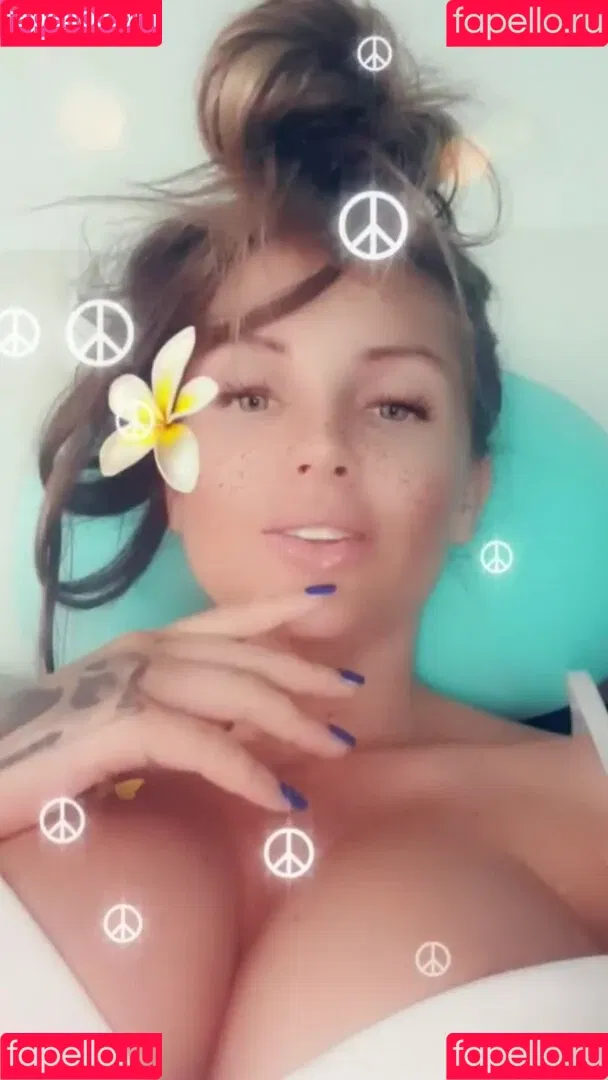 Schwesta Ewa Onlyfans Photo Gallery 