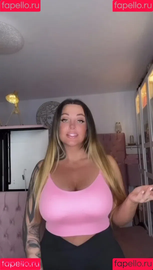 Schwesta Ewa Onlyfans Photo Gallery 