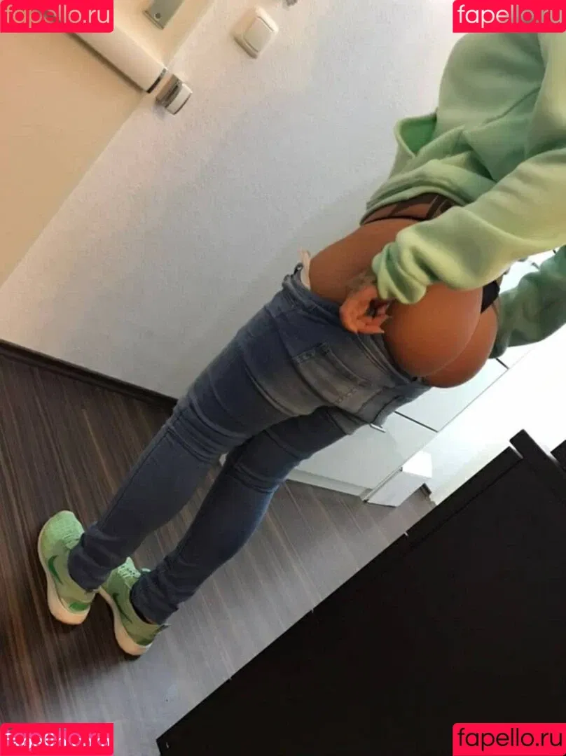 Schwesta Ewa Onlyfans Photo Gallery 