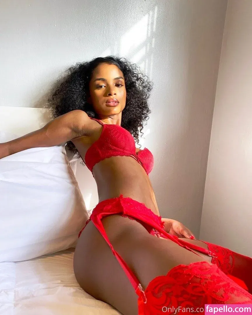 Softest Lauwowlau Onlyfans Photo Gallery 