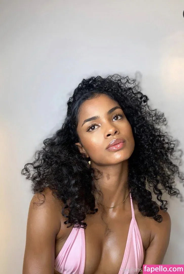 Softest Lauwowlau Onlyfans Photo Gallery 