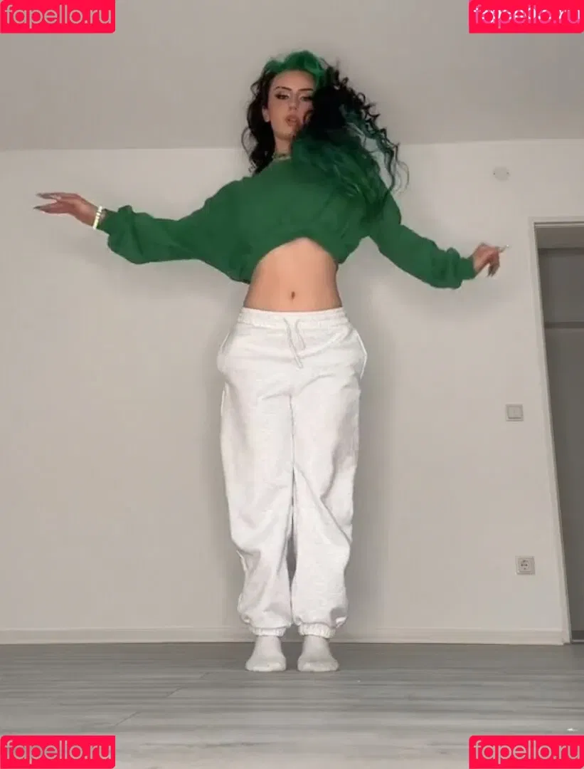 Dilaraa Onlyfans Photo Gallery 