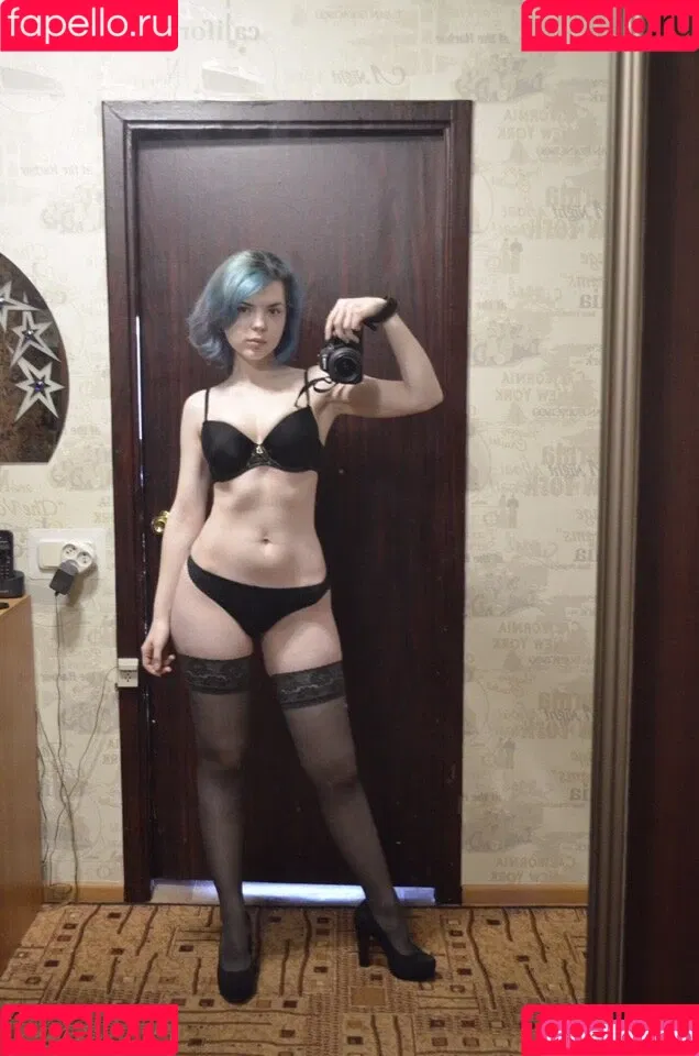 Kleophina Onlyfans Photo Gallery 