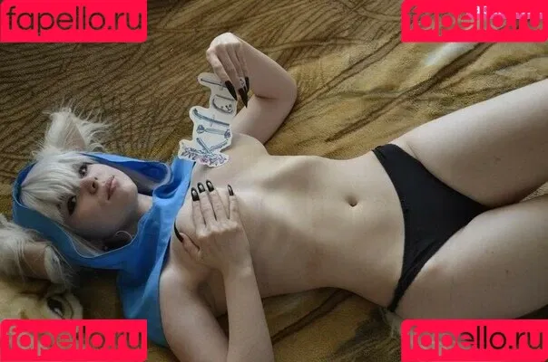 Kleophina Onlyfans Photo Gallery 