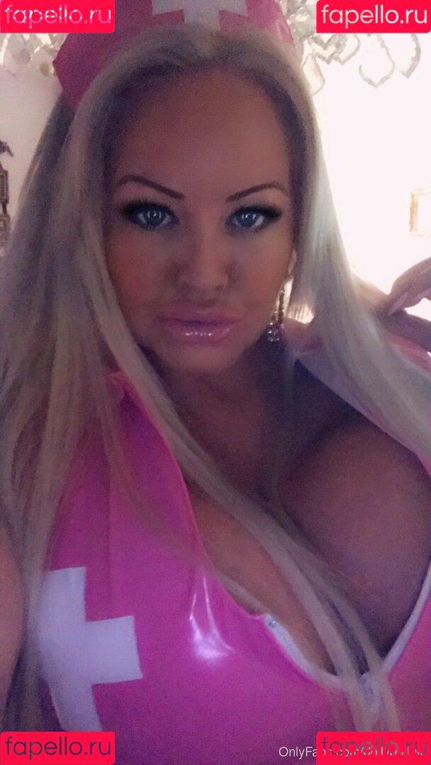 dollydolluk Onlyfans Photo Gallery 