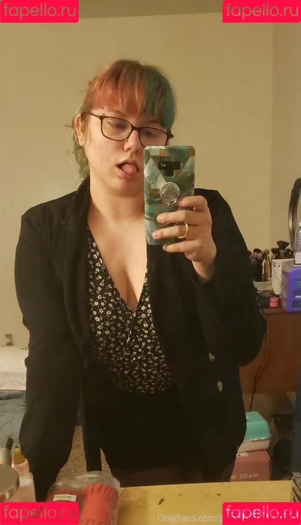 peachykeenstine22 Onlyfans Photo Gallery 