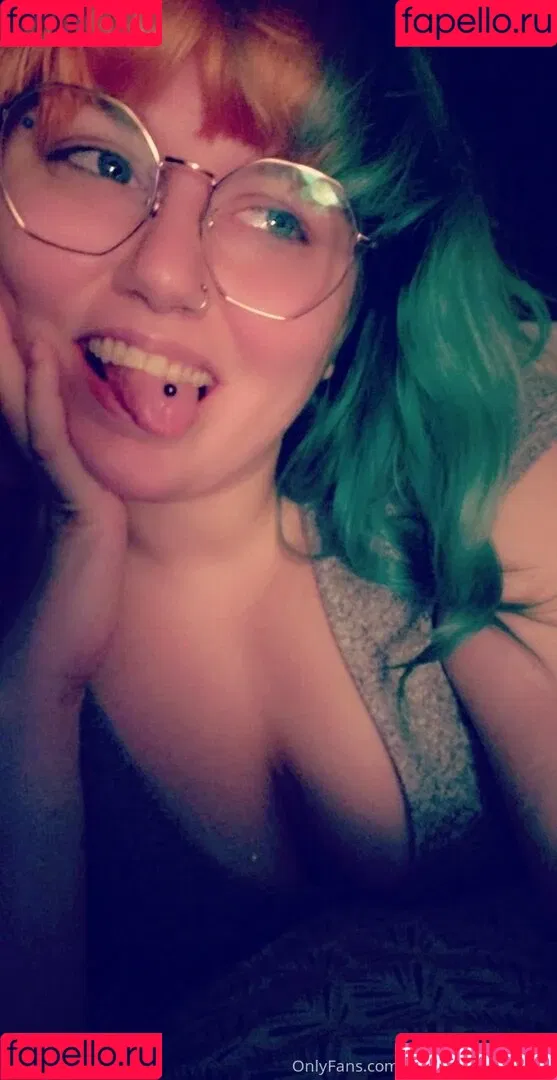 peachykeenstine22 Onlyfans Photo Gallery 