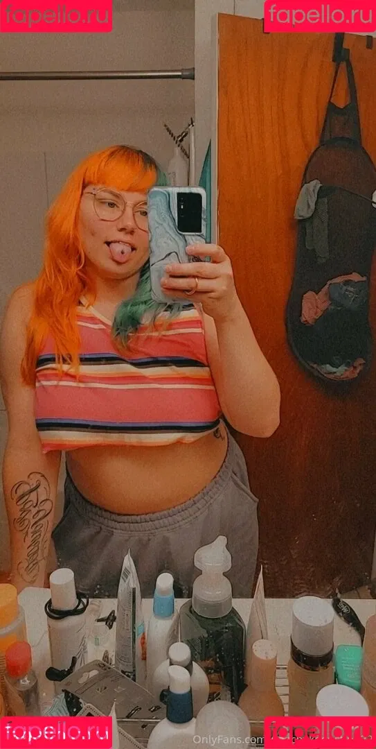 peachykeenstine22 Onlyfans Photo Gallery 