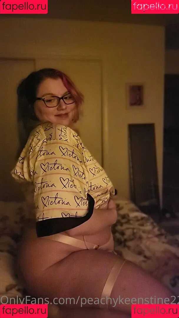 peachykeenstine22 Onlyfans Photo Gallery 