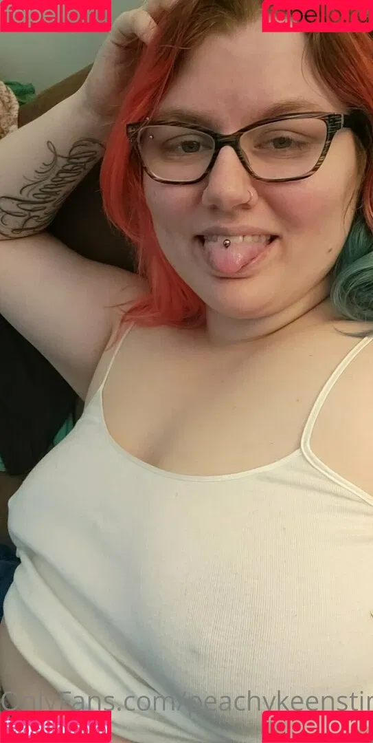 peachykeenstine22 Onlyfans Photo Gallery 
