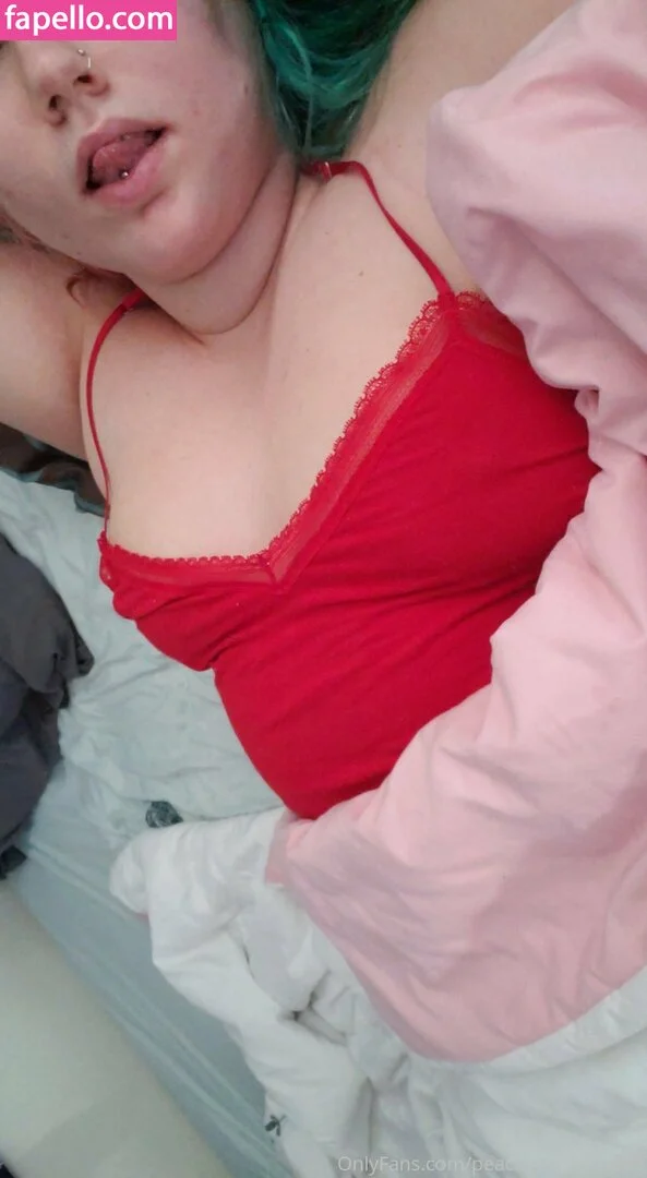 peachykeenstine22 Onlyfans Photo Gallery 