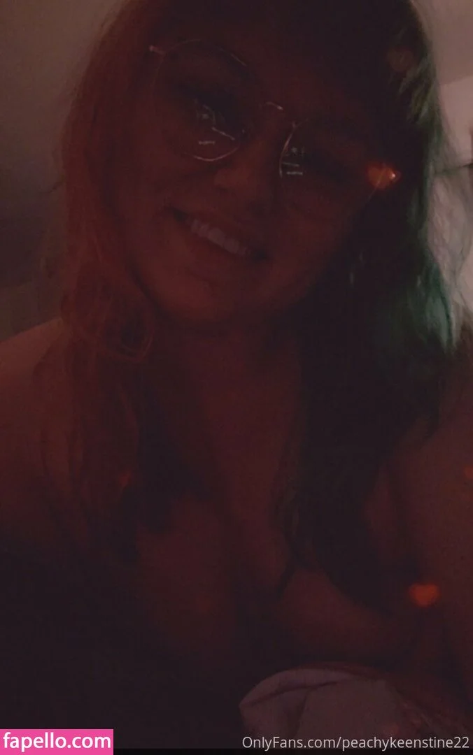 peachykeenstine22 Onlyfans Photo Gallery 