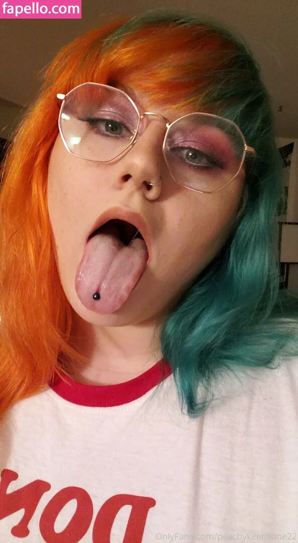 peachykeenstine22 Onlyfans Photo Gallery 