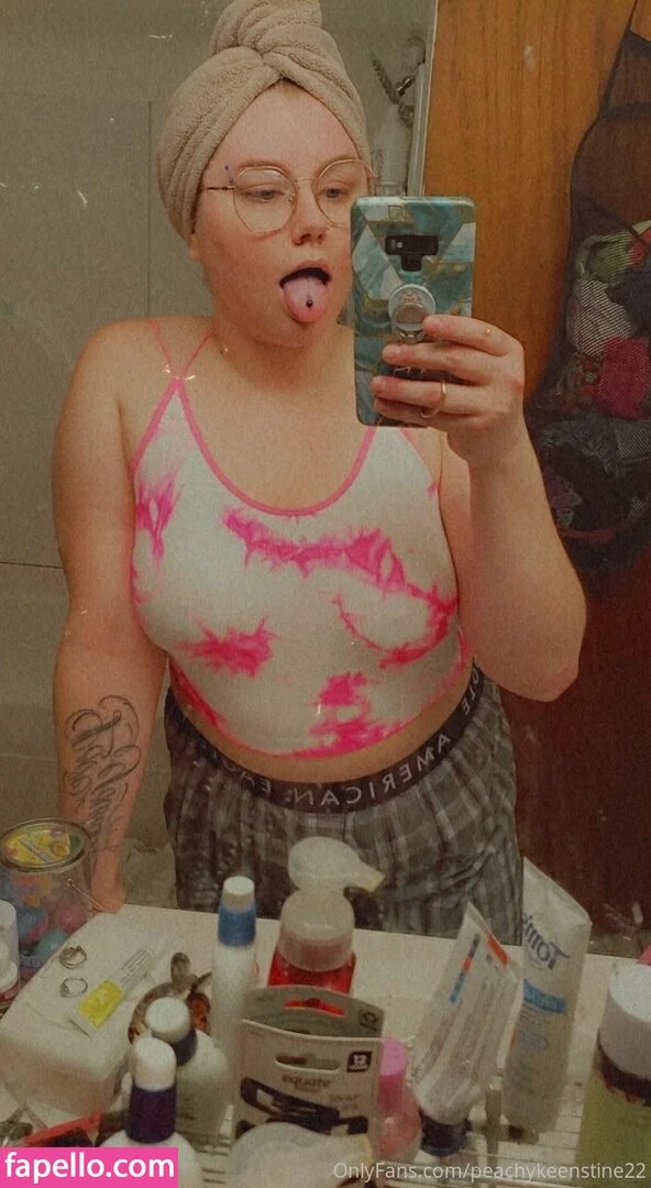 peachykeenstine22 Onlyfans Photo Gallery 