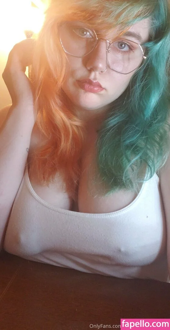 peachykeenstine22 Onlyfans Photo Gallery 