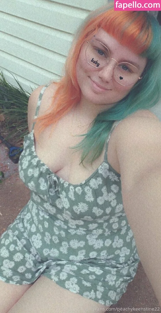 peachykeenstine22 Onlyfans Photo Gallery 