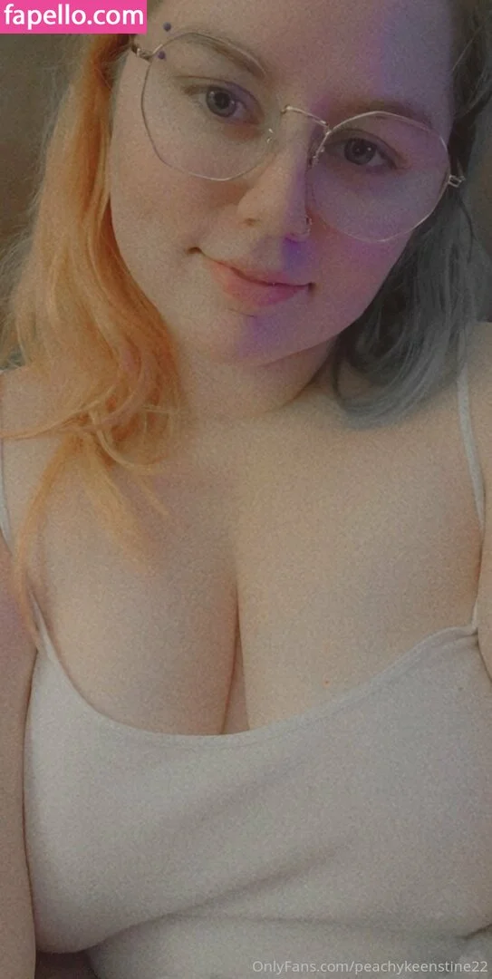peachykeenstine22 Onlyfans Photo Gallery 