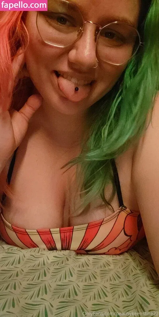 peachykeenstine22 Onlyfans Photo Gallery 