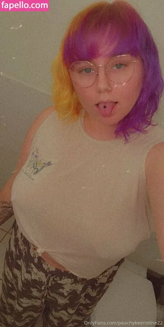 peachykeenstine22 Onlyfans Photo Gallery 