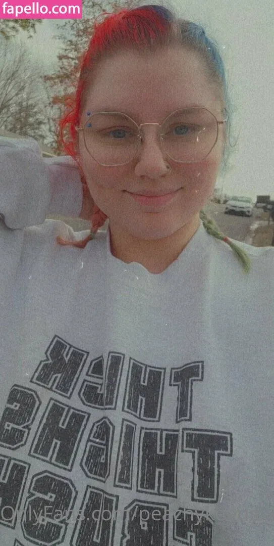 peachykeenstine22 Onlyfans Photo Gallery 