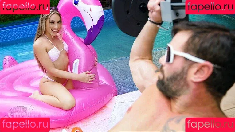 Mackenzie Mace Onlyfans Photo Gallery 