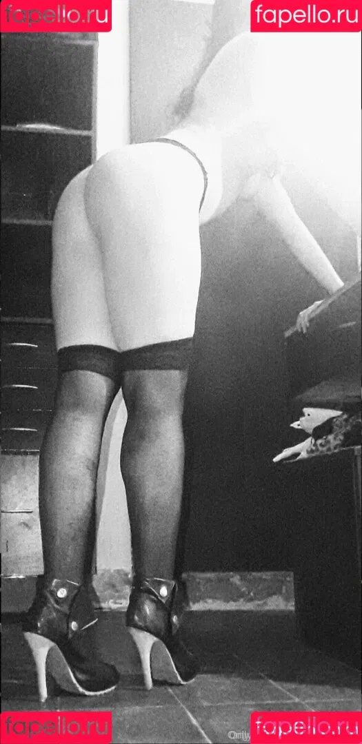 lxttlegirl_666 Onlyfans Photo Gallery 