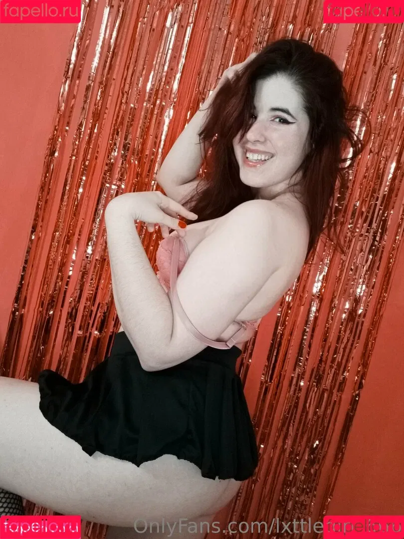lxttlegirl_666 Onlyfans Photo Gallery 