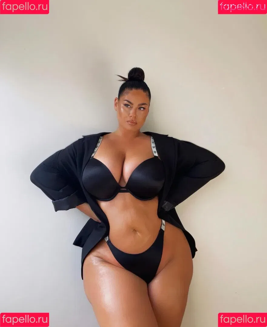 Hanna Wilperath Onlyfans Photo Gallery 