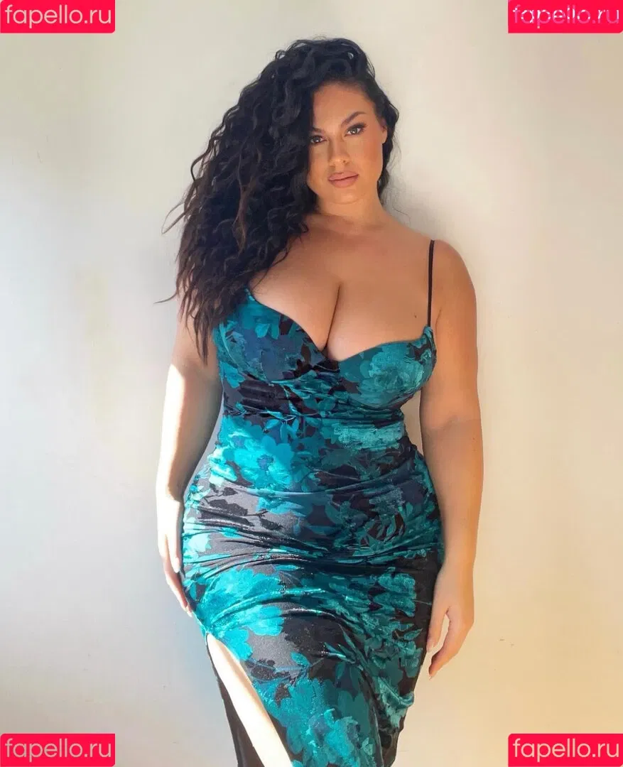 Hanna Wilperath Onlyfans Photo Gallery 