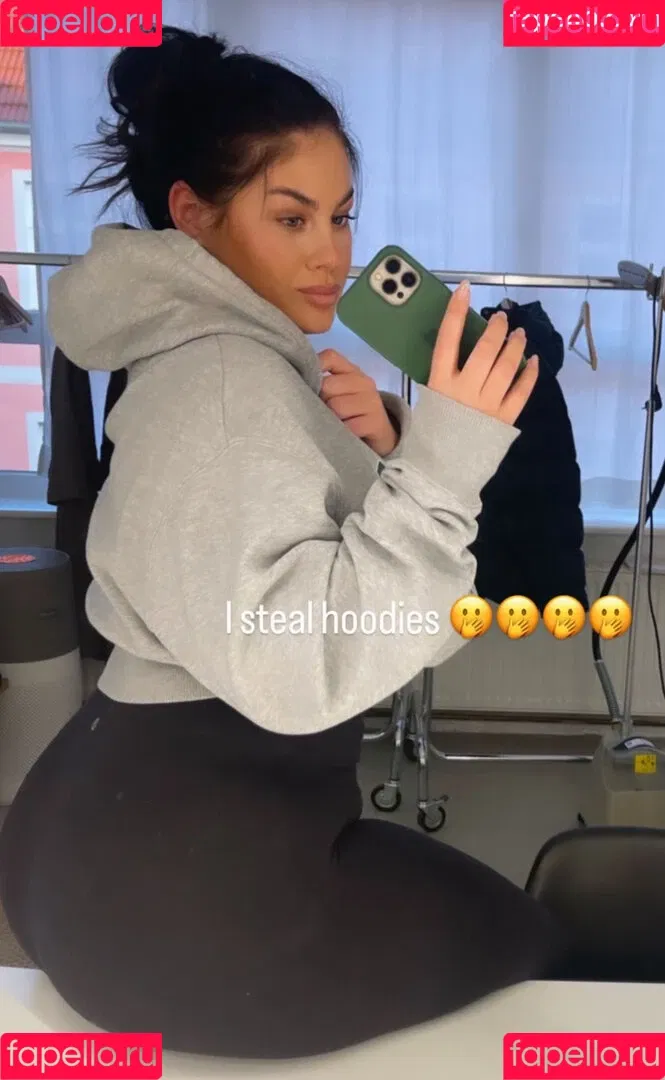 Hanna Wilperath Onlyfans Photo Gallery 