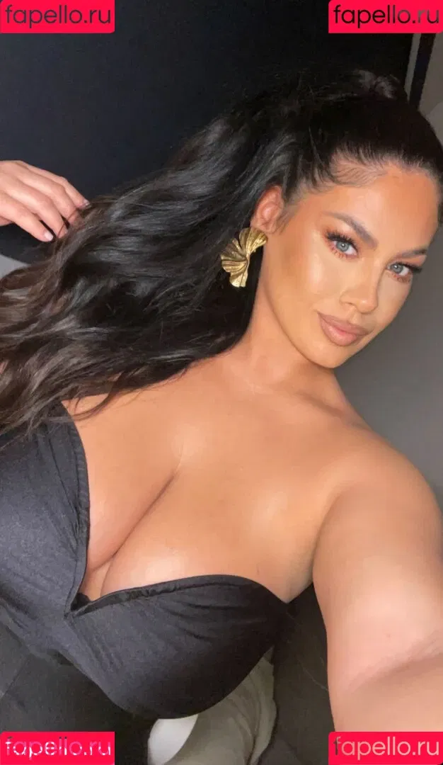 Hanna Wilperath Onlyfans Photo Gallery 