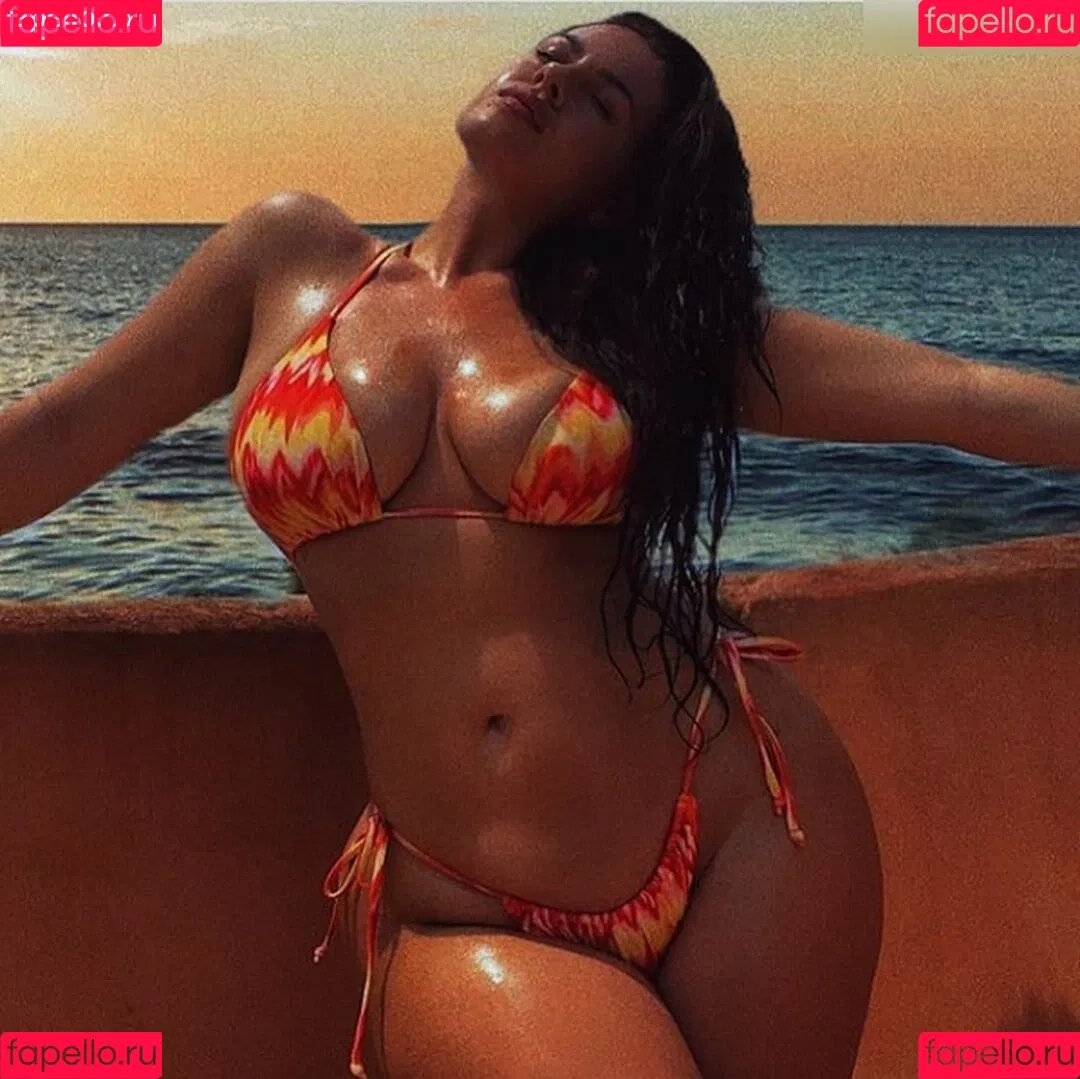 Hanna Wilperath Onlyfans Photo Gallery 
