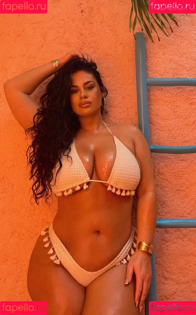 Hanna Wilperath Onlyfans Photo Gallery 