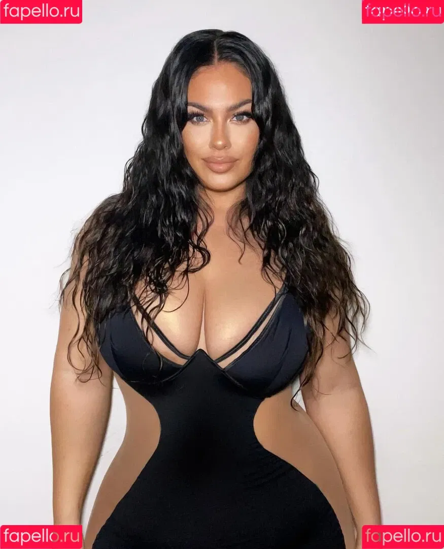 Hanna Wilperath Onlyfans Photo Gallery 