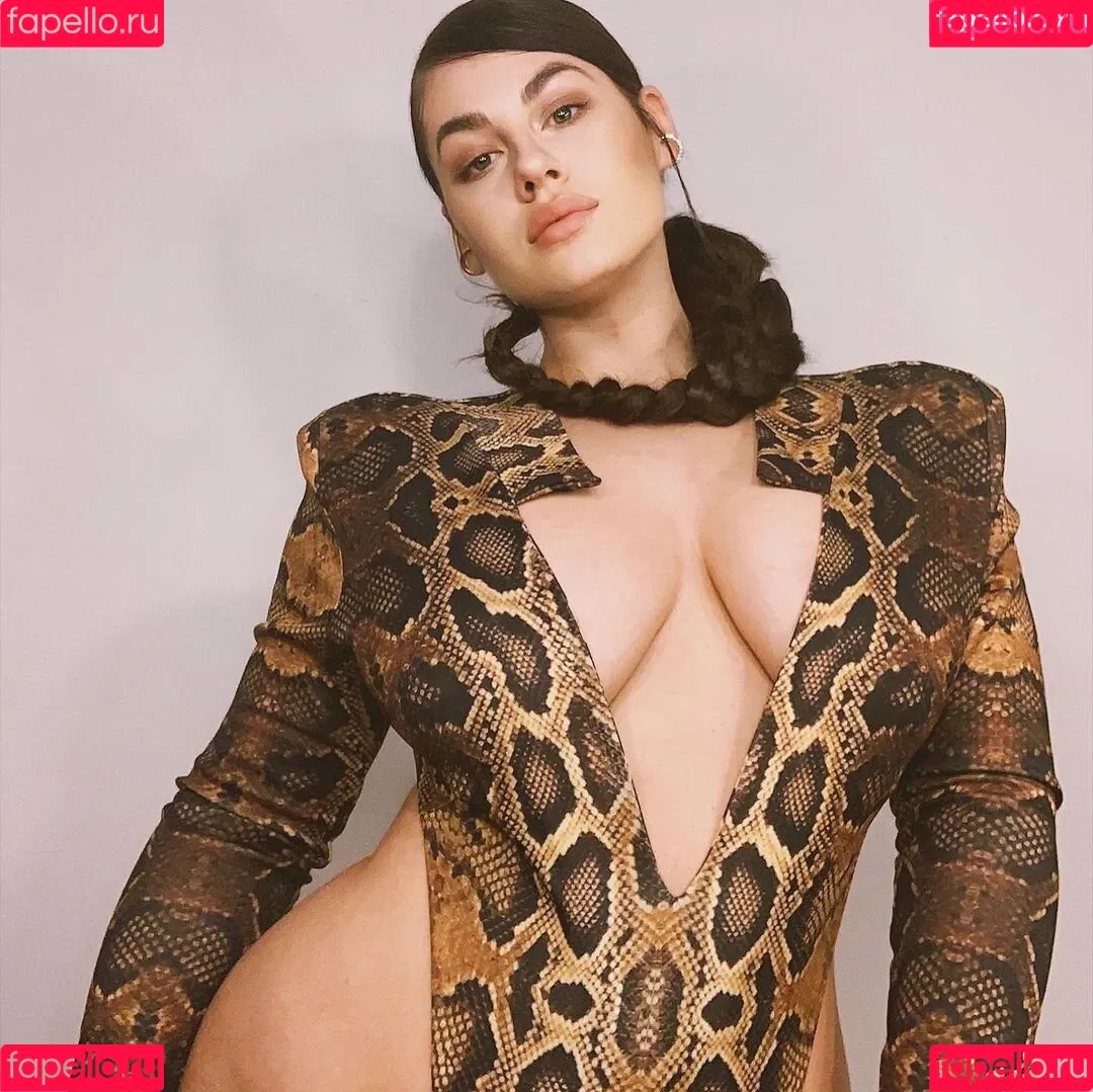 Hanna Wilperath Onlyfans Photo Gallery 