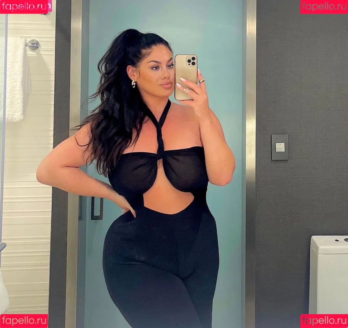 Hanna Wilperath Onlyfans Photo Gallery 