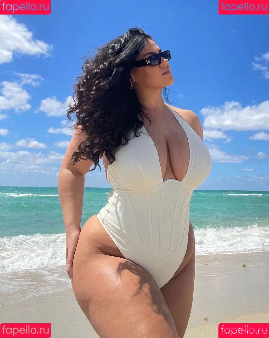 Hanna Wilperath Onlyfans Photo Gallery 