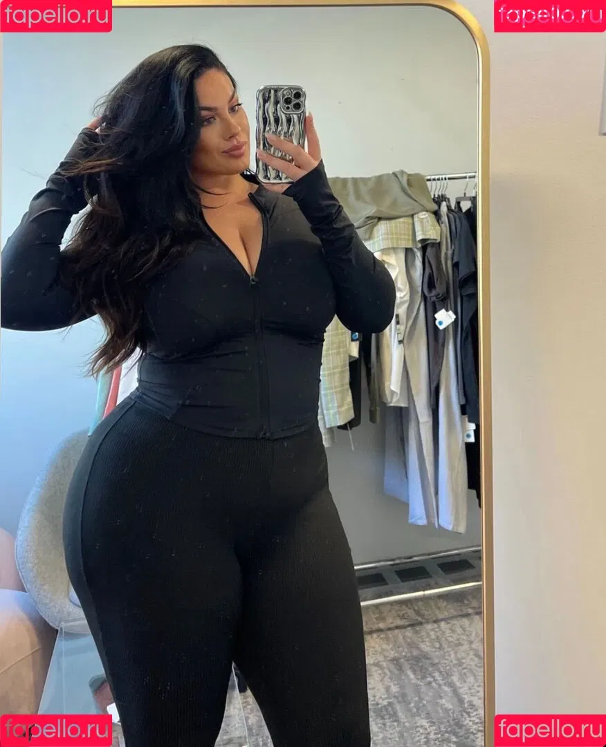 Hanna Wilperath Onlyfans Photo Gallery 