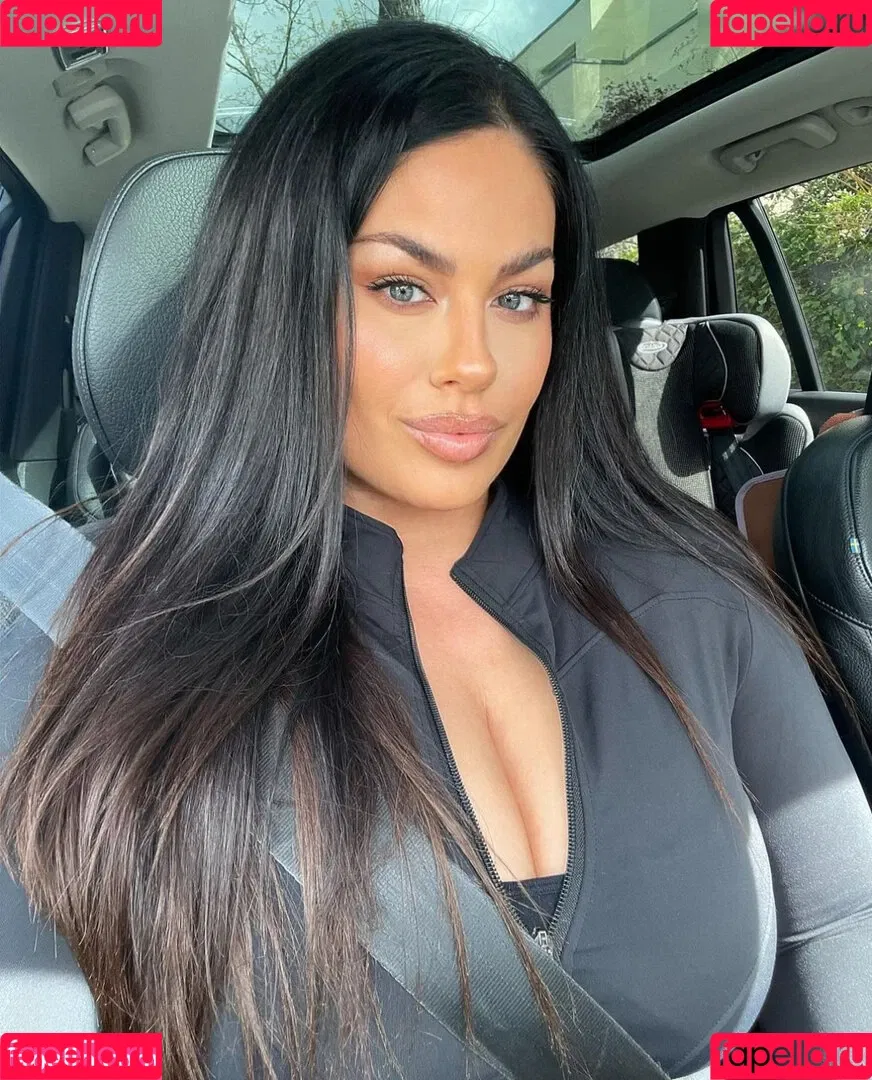 Hanna Wilperath Onlyfans Photo Gallery 