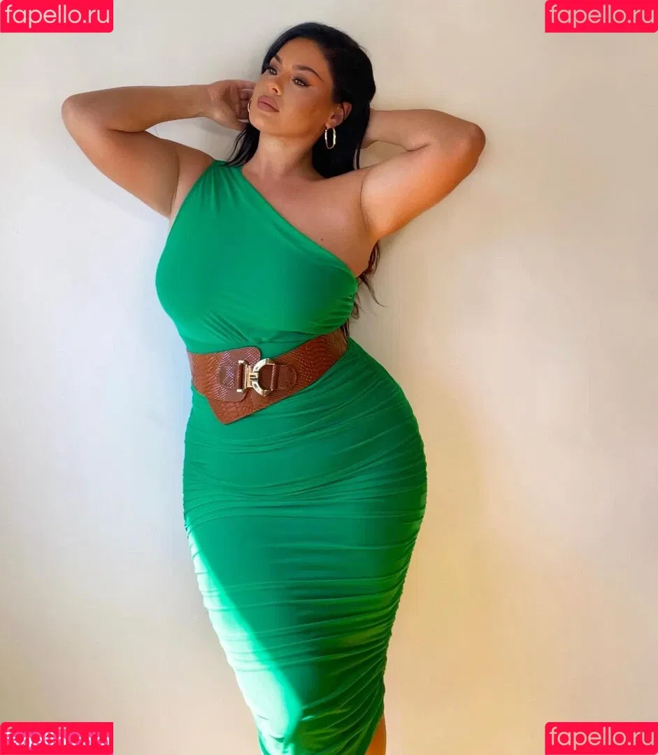 Hanna Wilperath Onlyfans Photo Gallery 