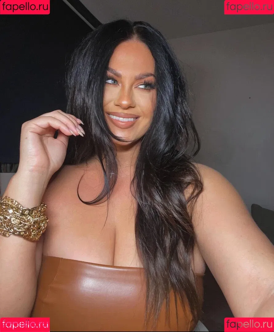 Hanna Wilperath Onlyfans Photo Gallery 